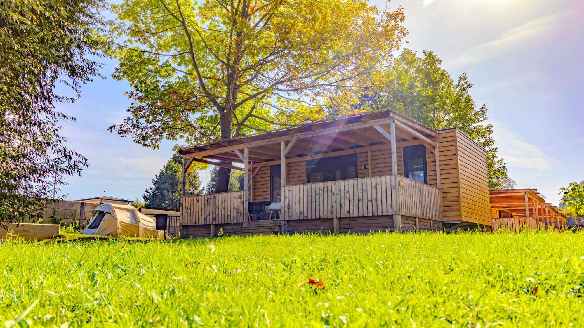 Camp Velenje Hotel Eksteriør billede