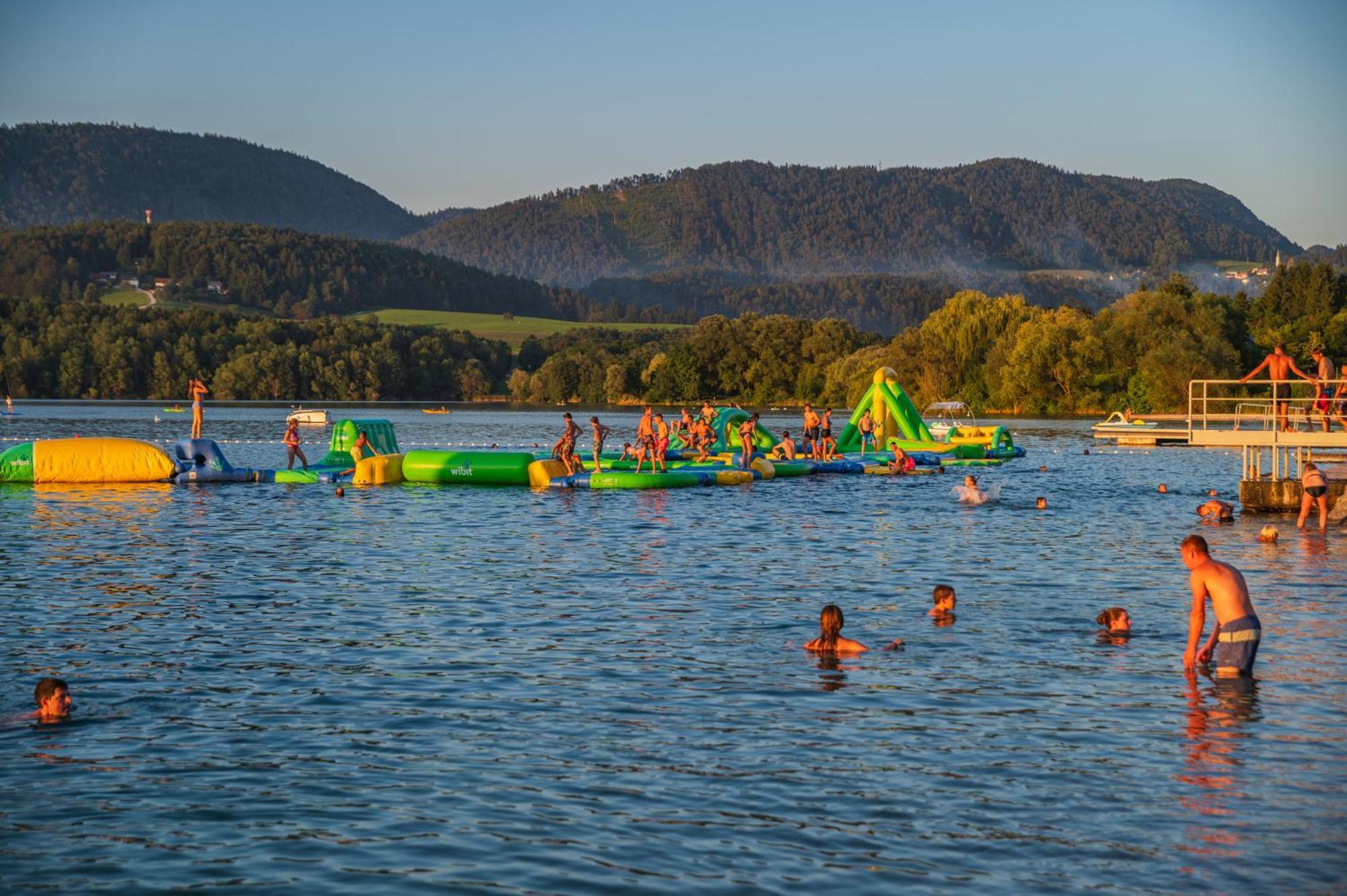 Camp Velenje Hotel Eksteriør billede